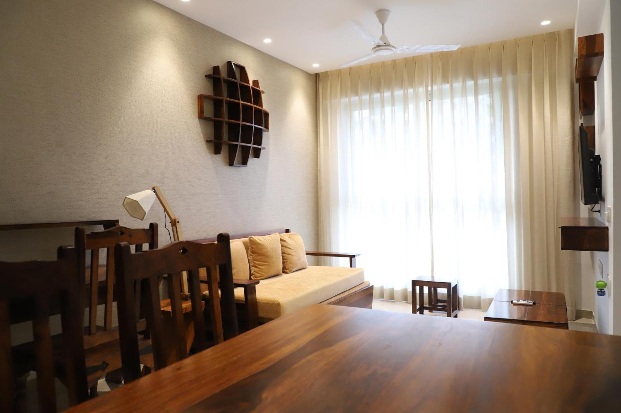 Zenia Luxury Suites And Serviced Apartments Мумбай Екстериор снимка