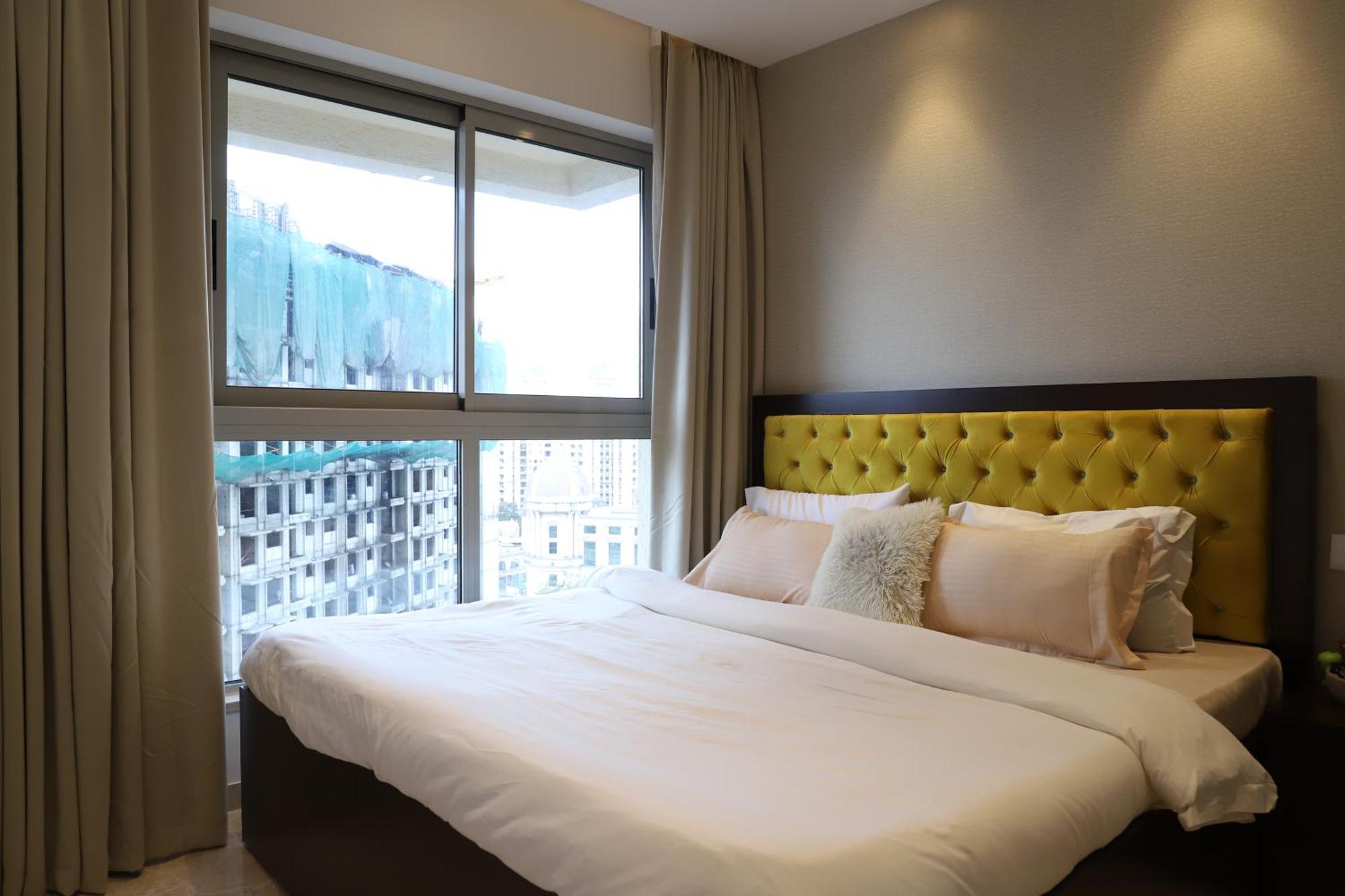 Zenia Luxury Suites And Serviced Apartments Мумбай Екстериор снимка