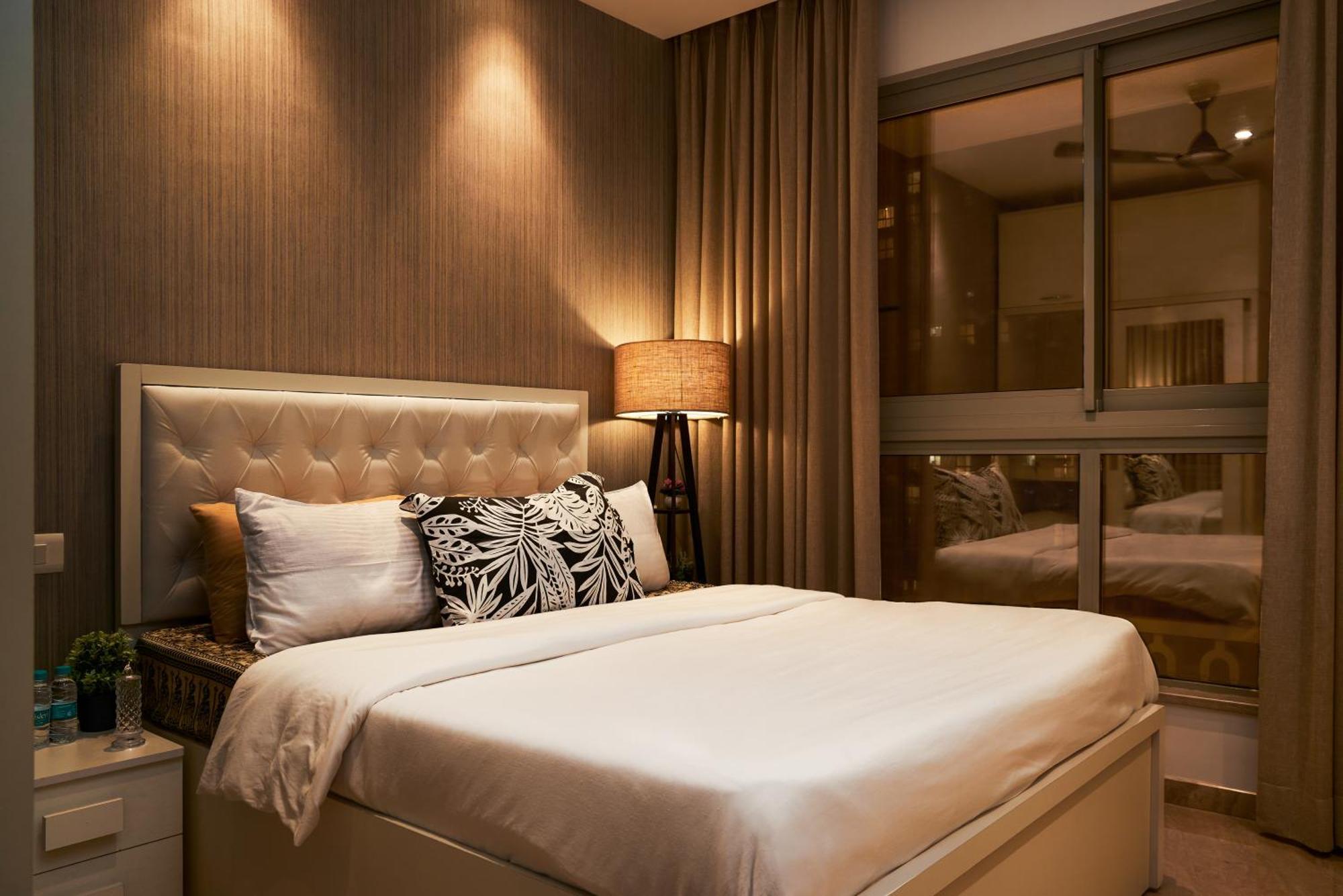 Zenia Luxury Suites And Serviced Apartments Мумбай Екстериор снимка