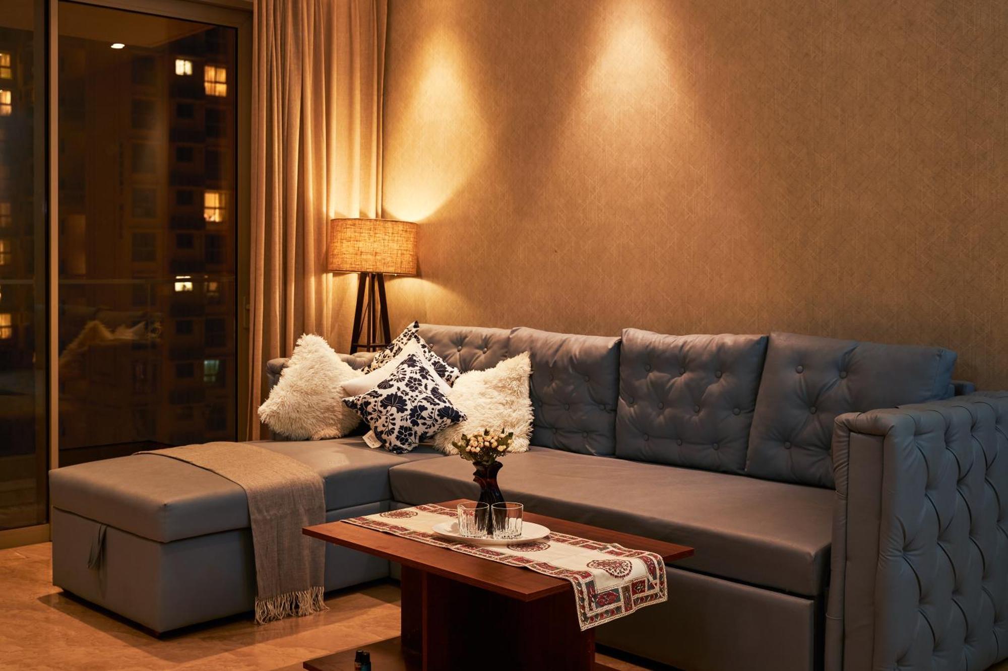 Zenia Luxury Suites And Serviced Apartments Мумбай Екстериор снимка