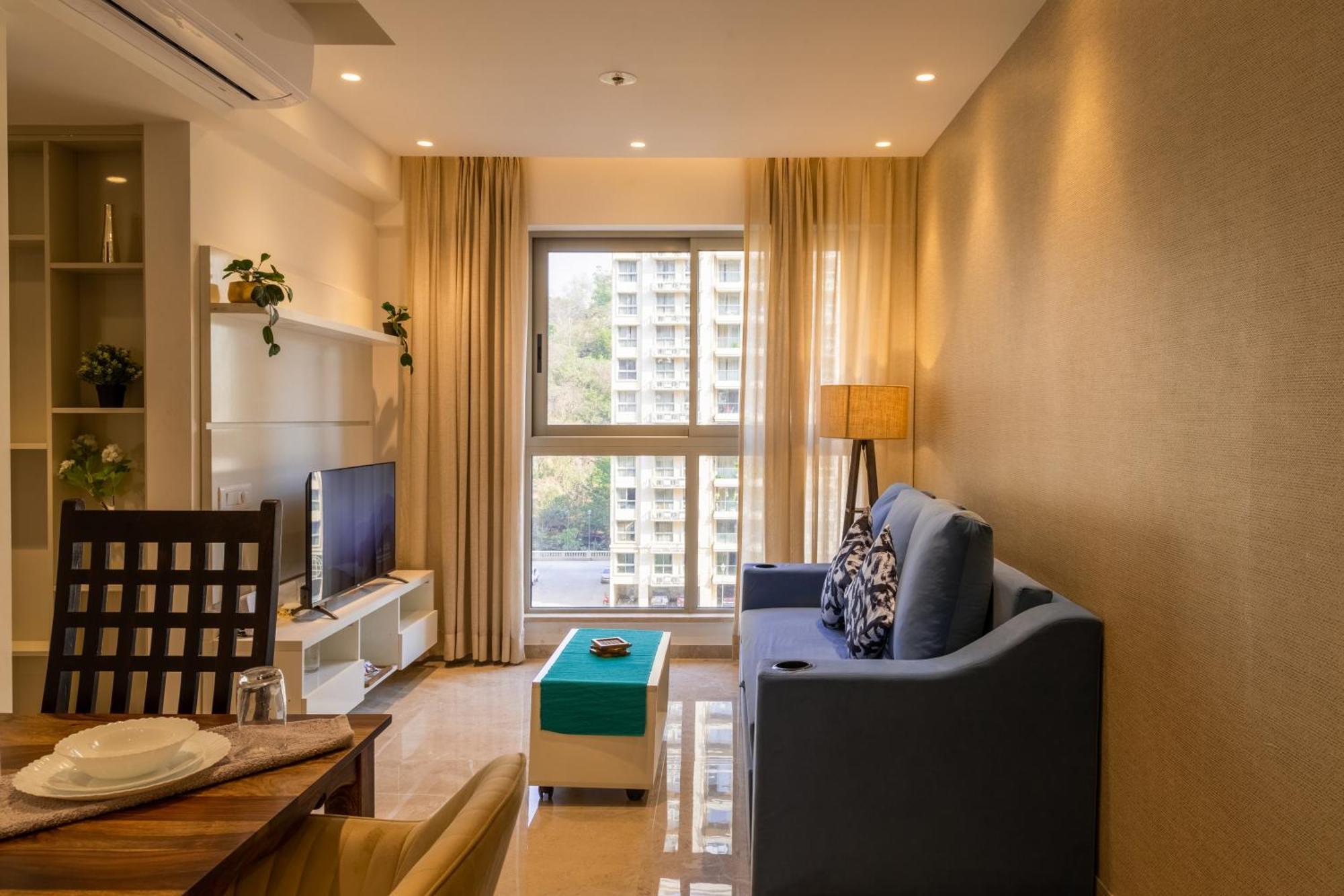 Zenia Luxury Suites And Serviced Apartments Мумбай Екстериор снимка